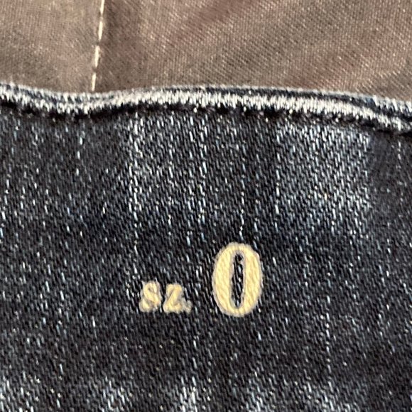 WHBM Skinny Ankle Jeans with Ankle Button Detailing - Size: 0 - Picture 14 of 16